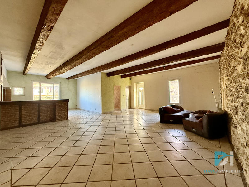 Maison - 160 m² - 4 pièces