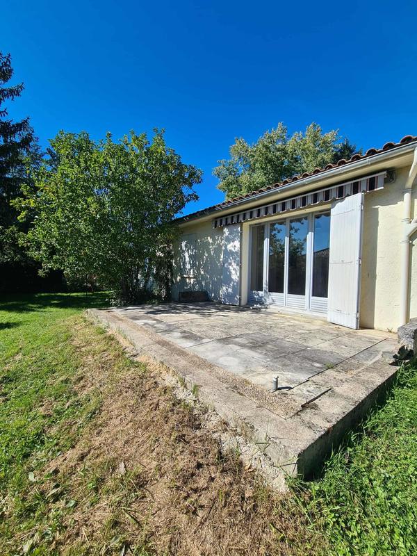 Maison - 90 m² - 5 pièces