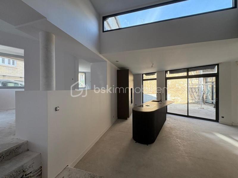 Duplex - 200 m² - 7 pièces