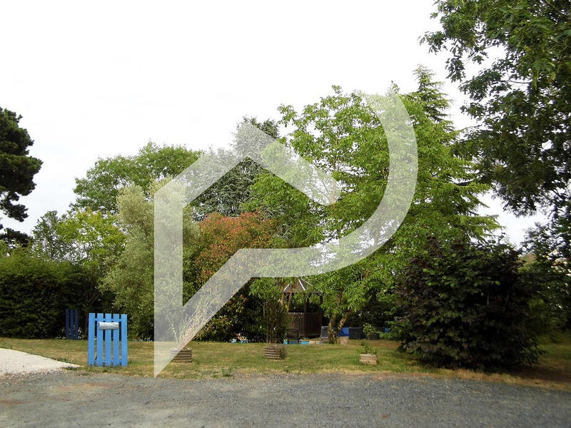 Maison - 229 m² - 10 pièces