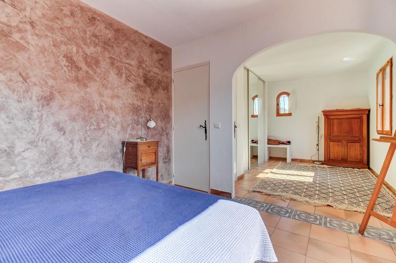 Villa - 136 m² - 6 pièces