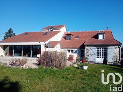 Maison de maîtres - 213 m² - 8 pièces