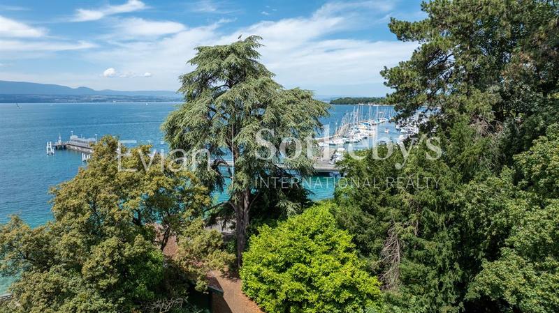 Maison - 527 m² - 18 pièces