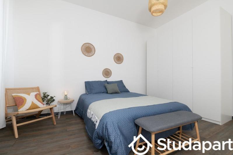 Chambre - 13 m² - 1 pièce