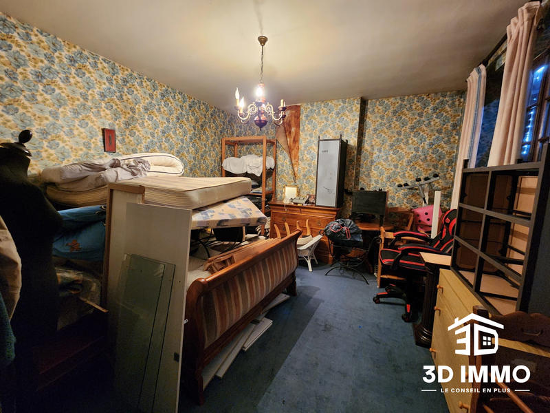 Maison - 236 m² - 6 pièces