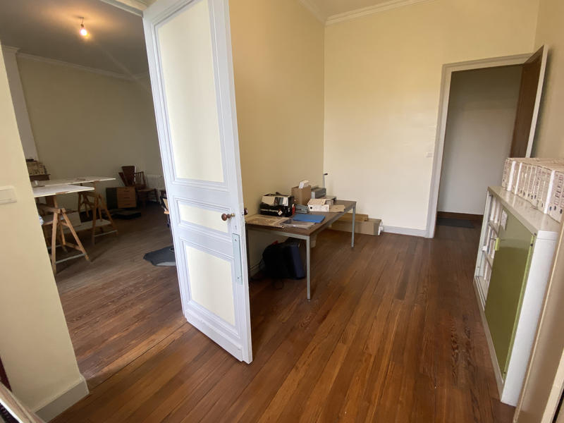 Maison - 230 m² - 10 pièces