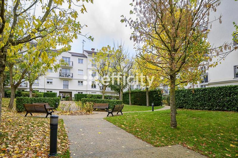 Appartement - 95 m² - 4 pièces