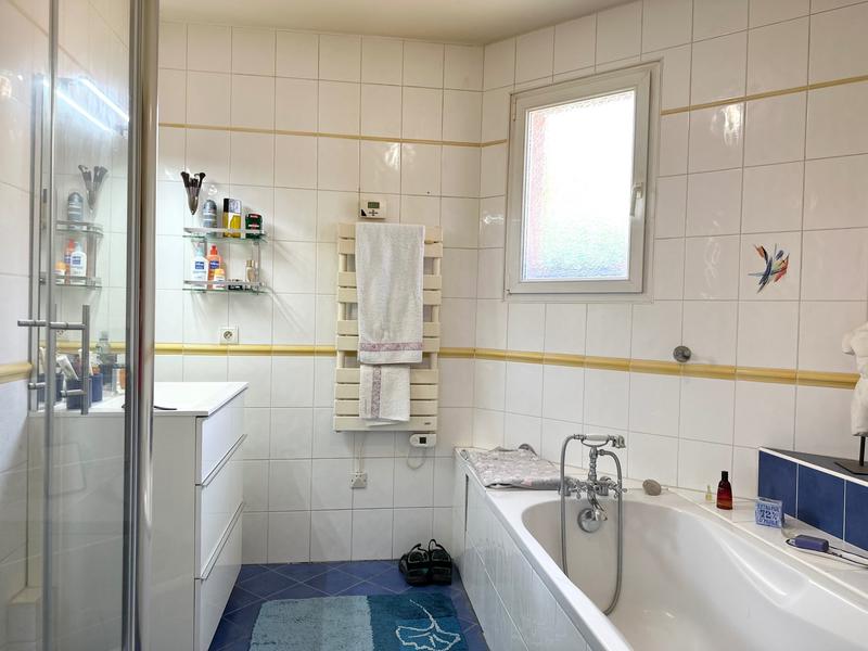 Maison - 156 m² - 7 pièces