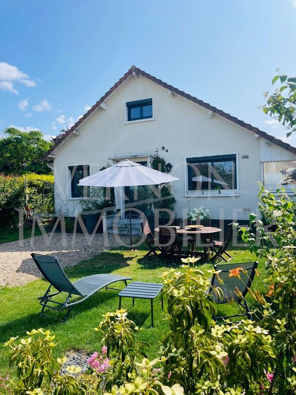 Maison - 96 m² - 4 pièces