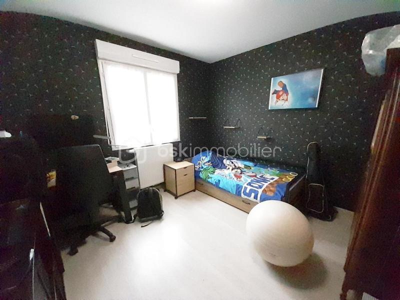 Pavillon - 144 m² - 8 pièces