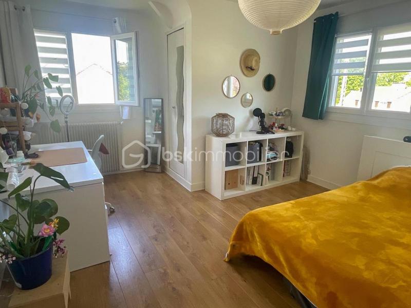 Maison - 187 m² - 7 pièces