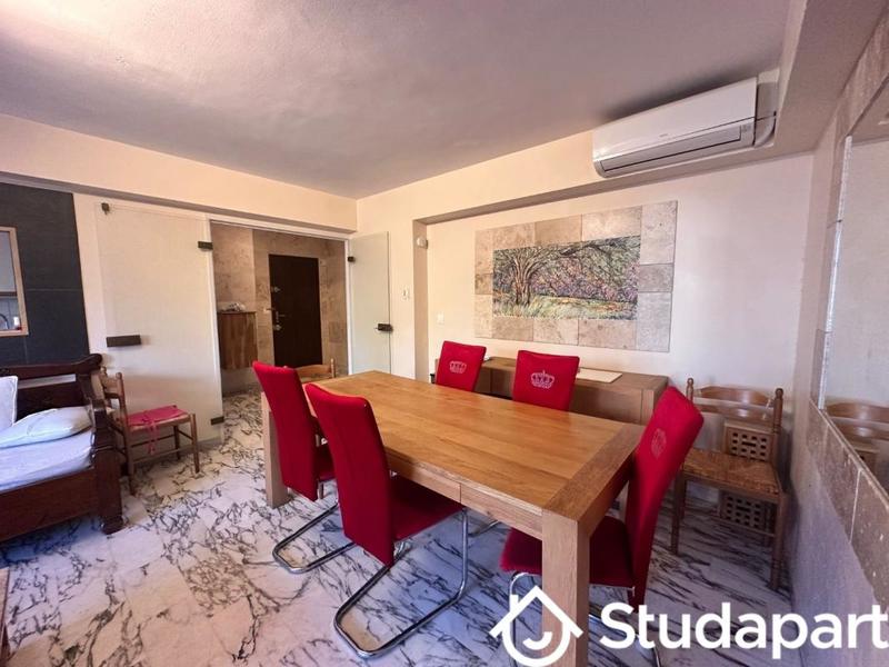 Appartement - 83 m² - 4 pièces