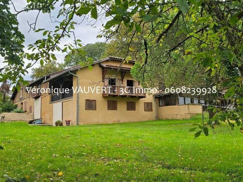 Villa - 180 m² - 8 pièces