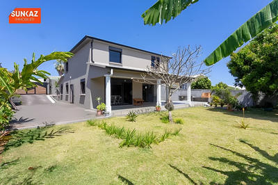 Maison - 170 m² - 4 pièces