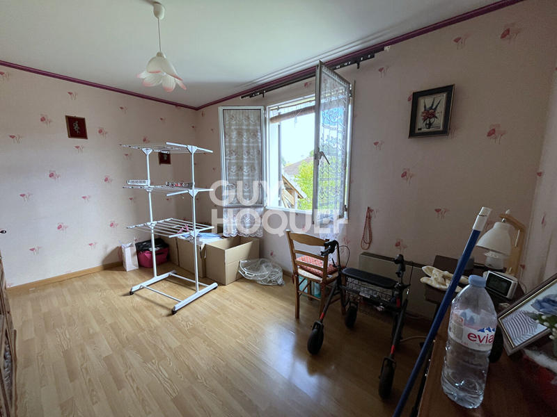 Maison - 95 m² - 5 pièces