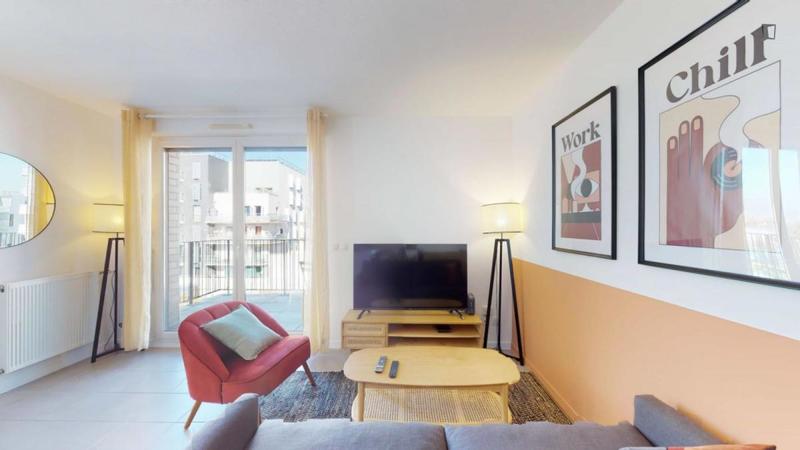 Chambre - 10 m² - 4 pièces