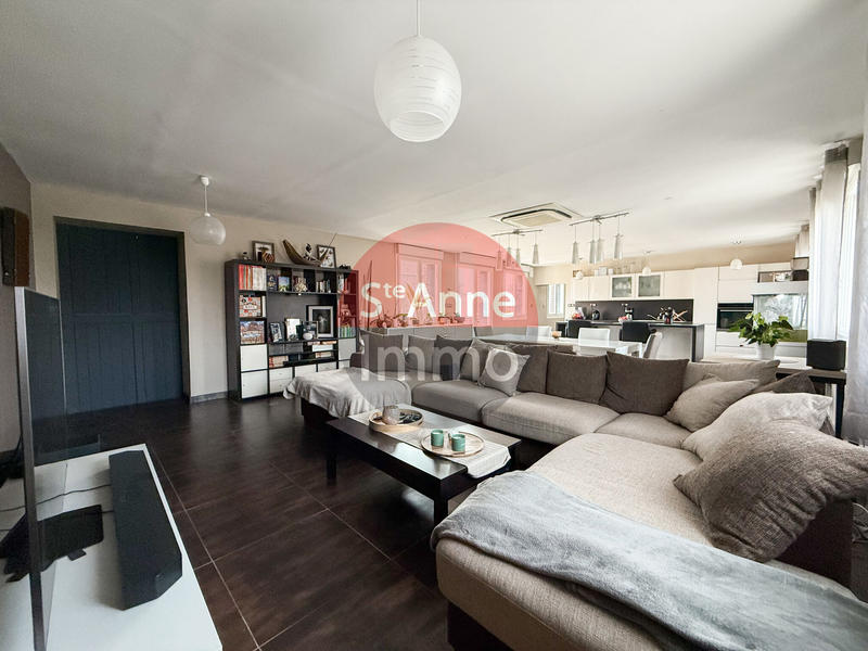 Maison - 192 m² - 6 pièces