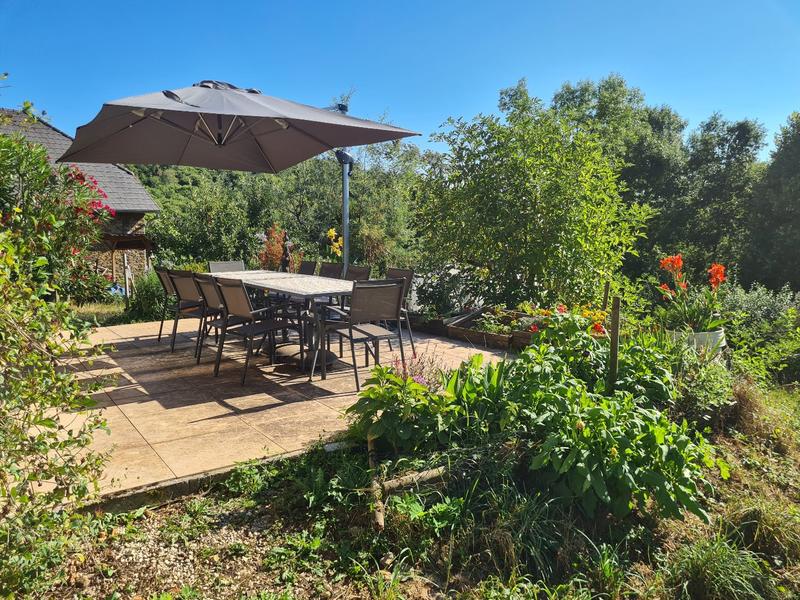 Maison - 235 m² - 11 pièces