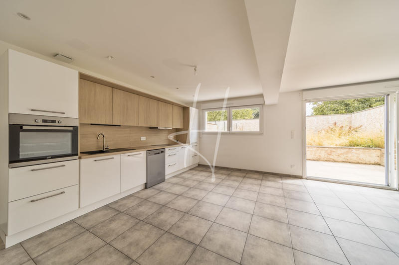 Maison - 158 m² - 7 pièces