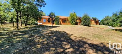 Maison - 158 m² - 5 pièces