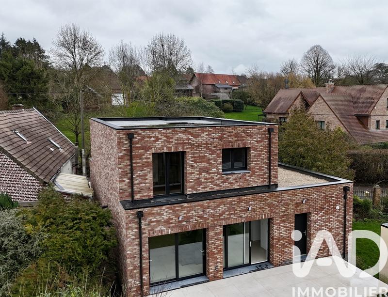 Maison - 137 m² - 4 pièces