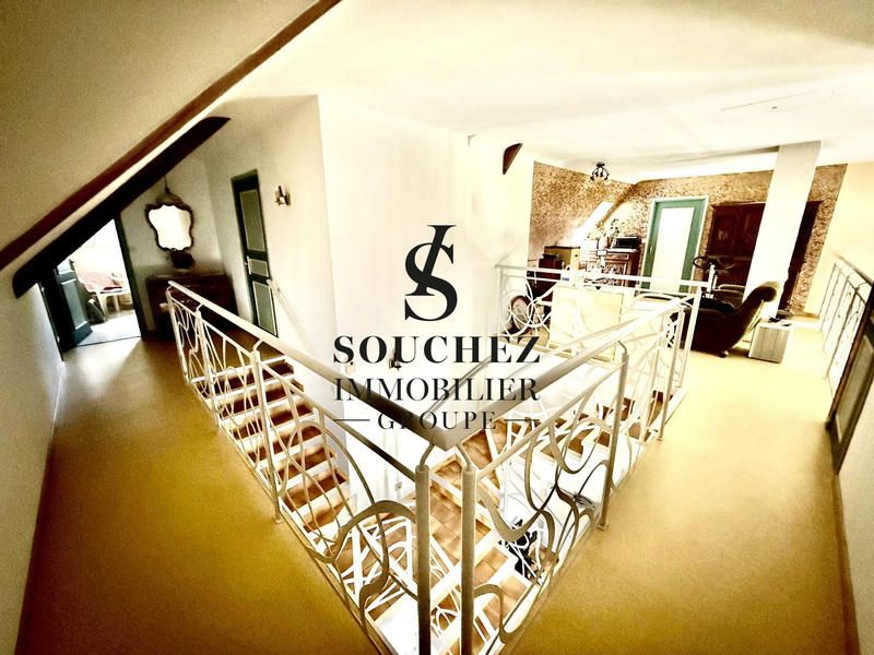 Maison - 191 m² - 6 pièces