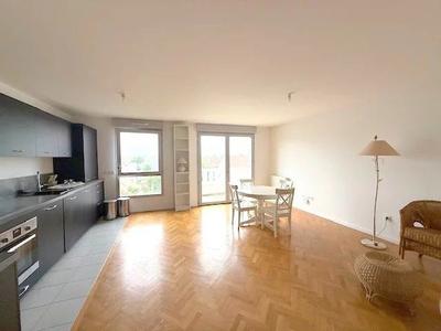 Appartement - 86 m² - 5 pièces