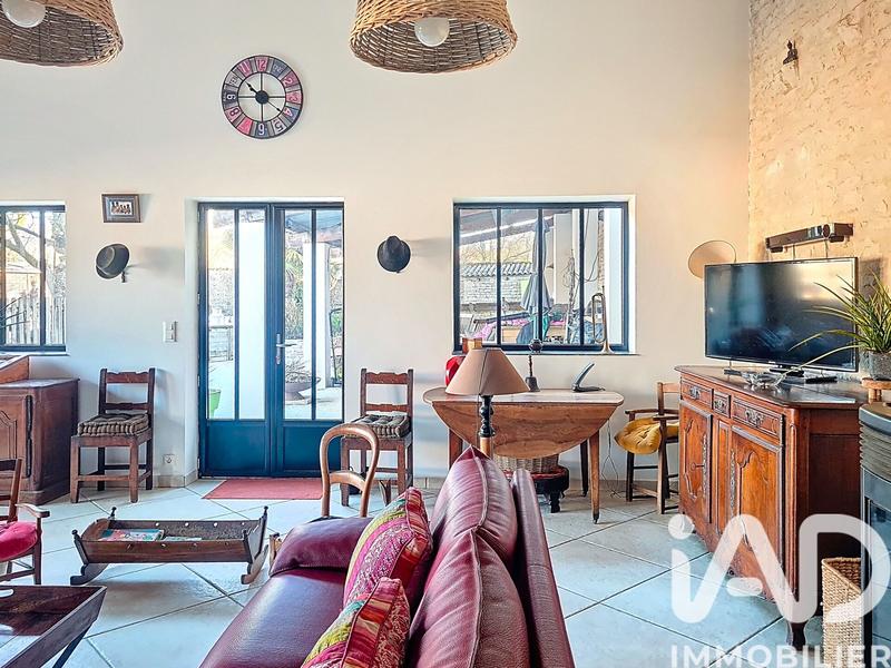 Maison - 362 m² - 8 pièces