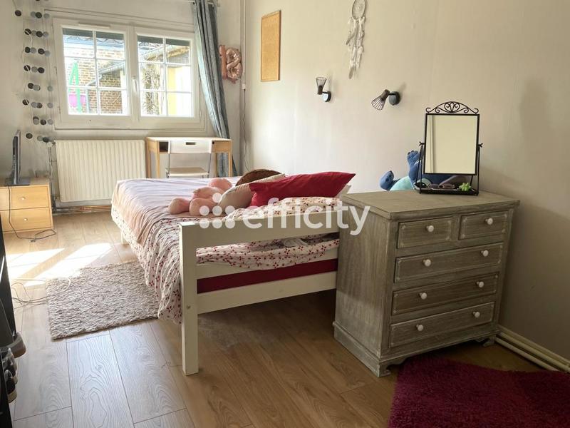 Maison ancienne - 182 m² - 8 pièces