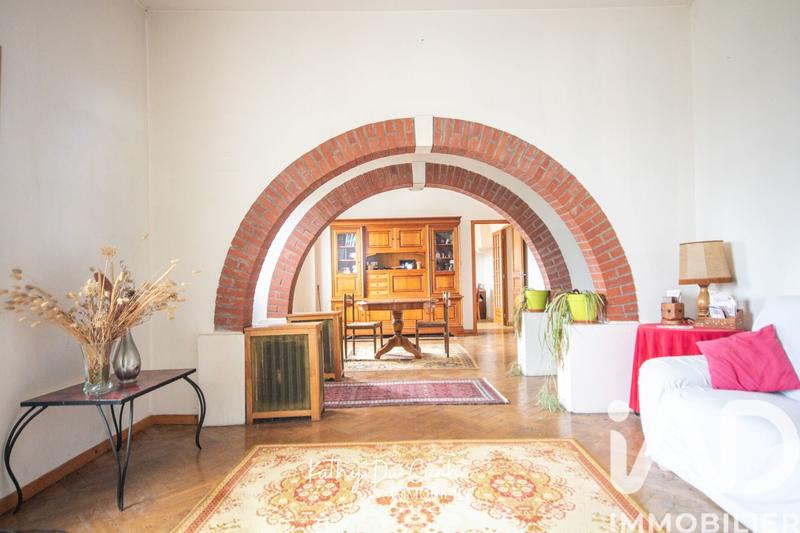 Maison de maîtres - 246 m² - 10 pièces