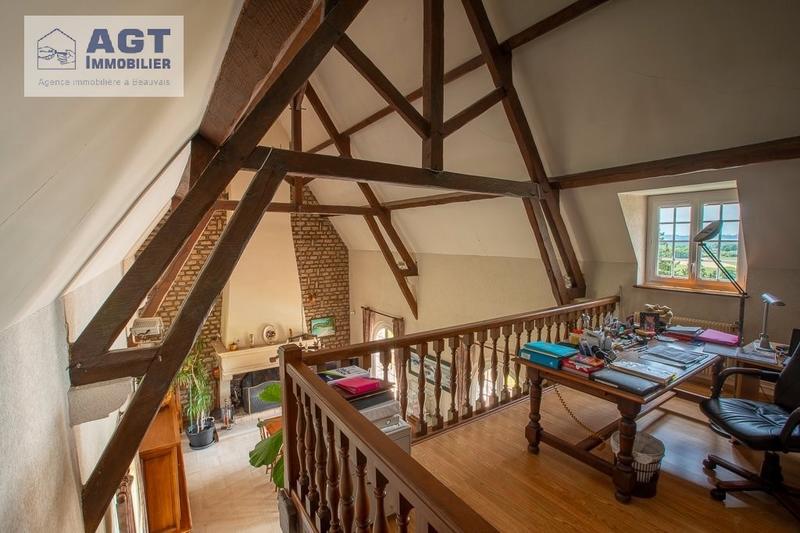 Maison - 230 m² - 8 pièces