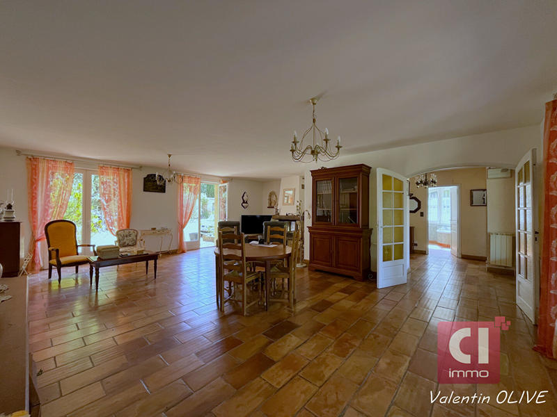 Maison - 170 m² - 6 pièces