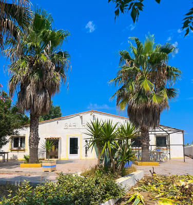 Maison - 386 m² - 12 pièces