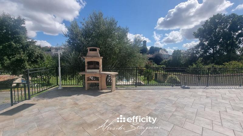 Pavillon - 184 m² - 6 pièces