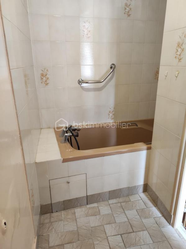 Maison - 96 m² - 4 pièces