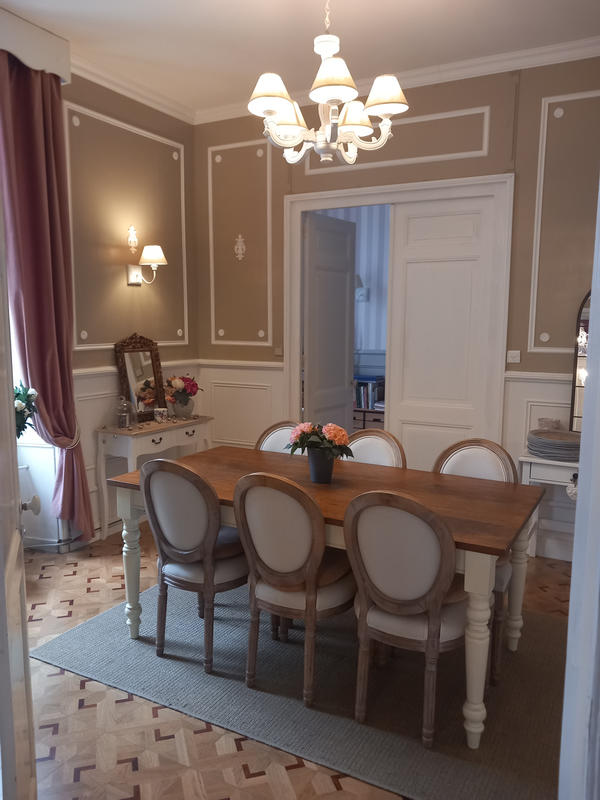 Maison - 277 m² - 12 pièces