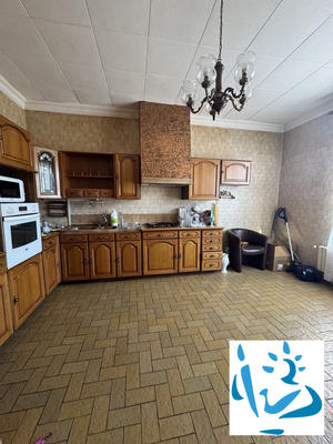 Maison - 173 m² - 7 pièces