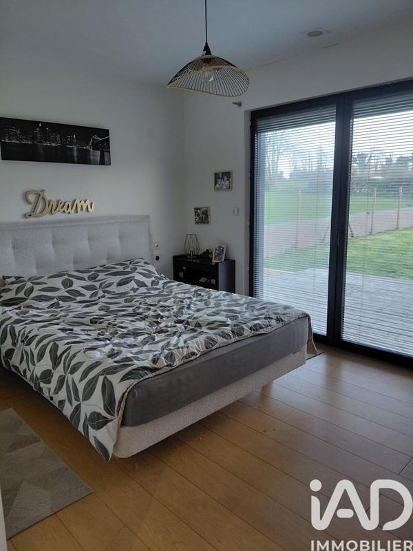 Maison - 168 m² - 7 pièces