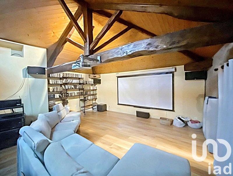 Maison - 315 m² - 10 pièces