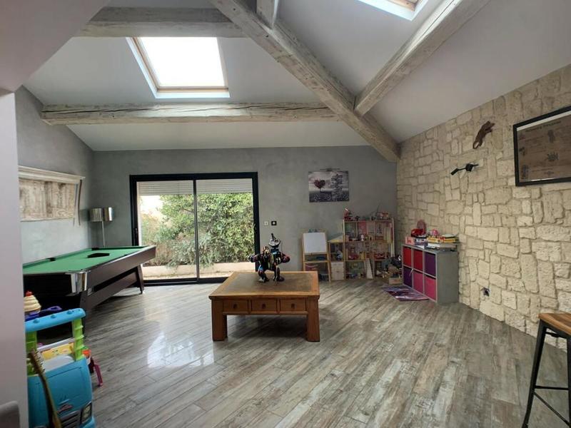 Maison - 187 m² - 6 pièces