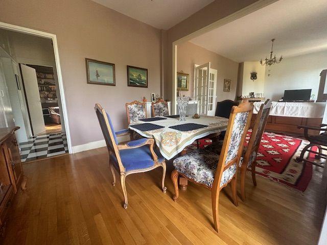 Maison - 183 m² - 8 pièces