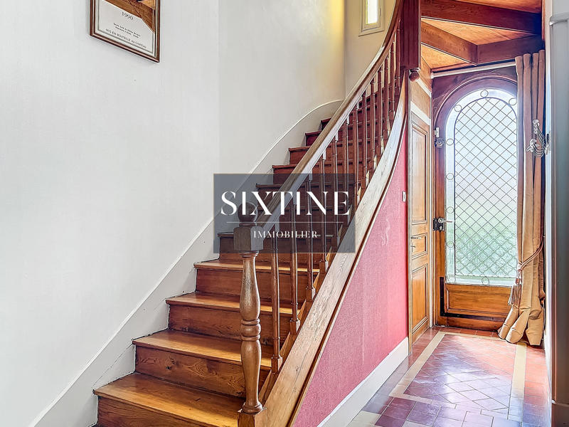 Maison - 170 m² - 6 pièces