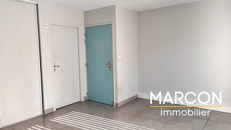 Local d'activités - 102 m² - 3 pièces