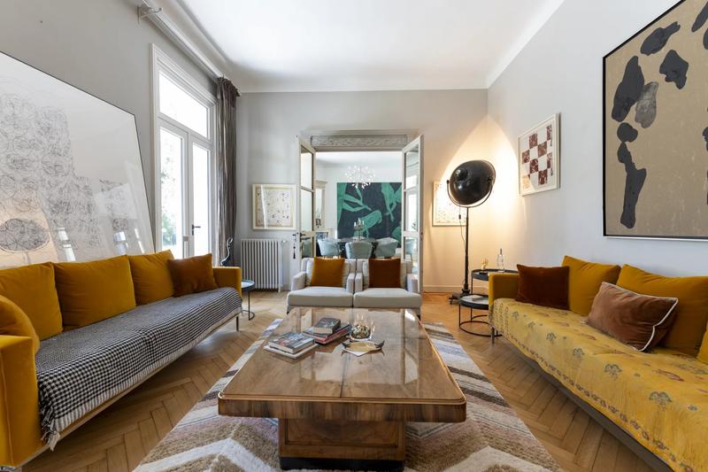 Villa - 498 m² - 15 pièces