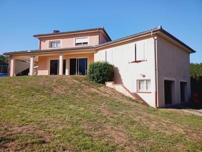 Villa - 206 m² - 7 pièces