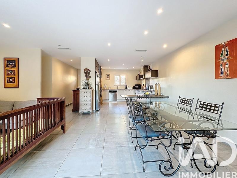 Maison - 115 m² - 5 pièces