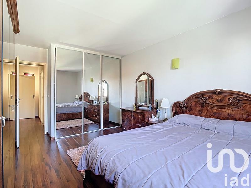 Maison - 200 m² - 7 pièces