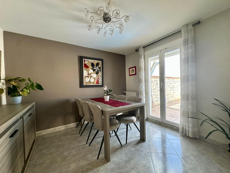 Villa - 96 m² - 4 pièces