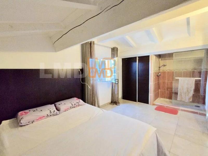 Propriété - 320 m² - 10 pièces