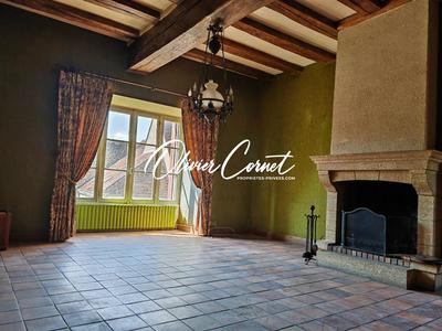 Maison - 298 m² - 11 pièces